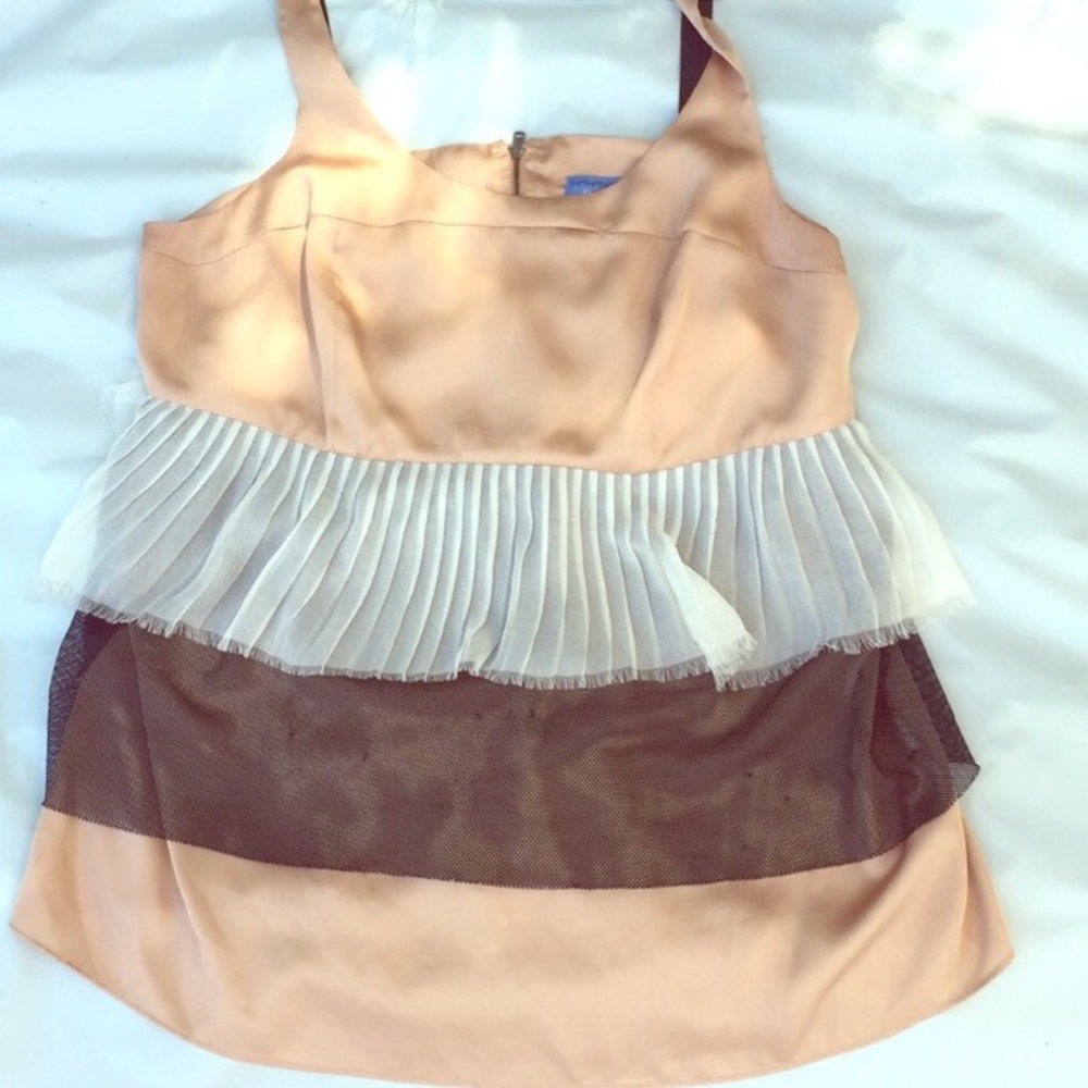 Simply Vera Wang top
